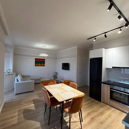 Classy Lea 3 Apartment