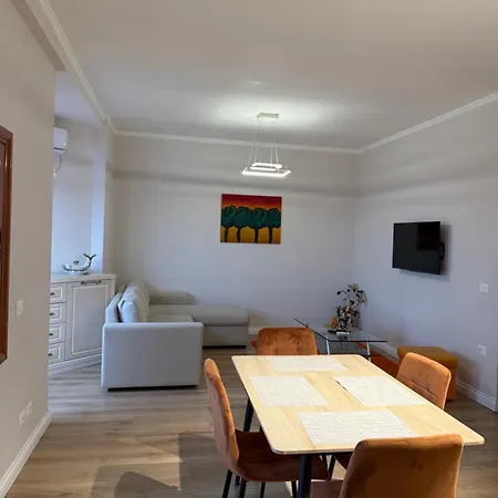 Classy Lea 3 Apartment *