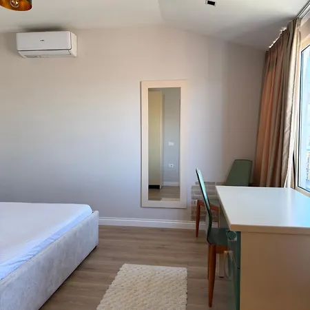 Classy Lea 3 Apartament *